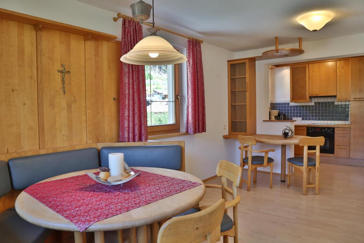 Alp Larain B&B Ischgl Exterior photo